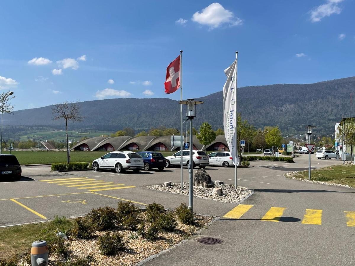 Airporthotel Grenchen Exteriör bild
