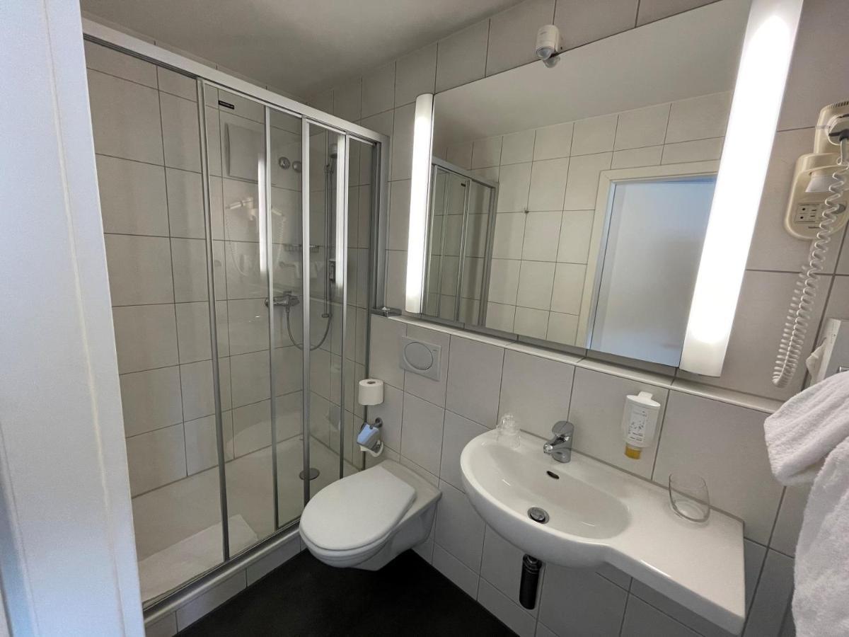 Airporthotel Grenchen Exteriör bild