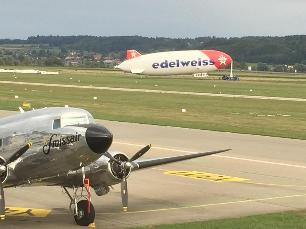 Airporthotel Grenchen Exteriör bild