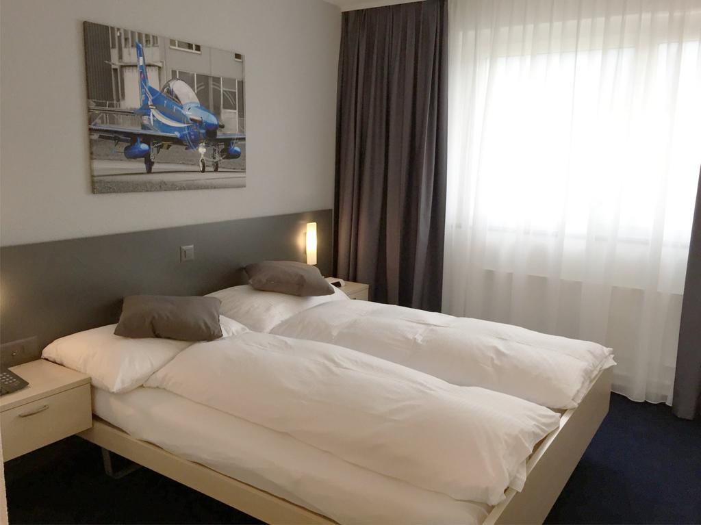 Airporthotel Grenchen Exteriör bild